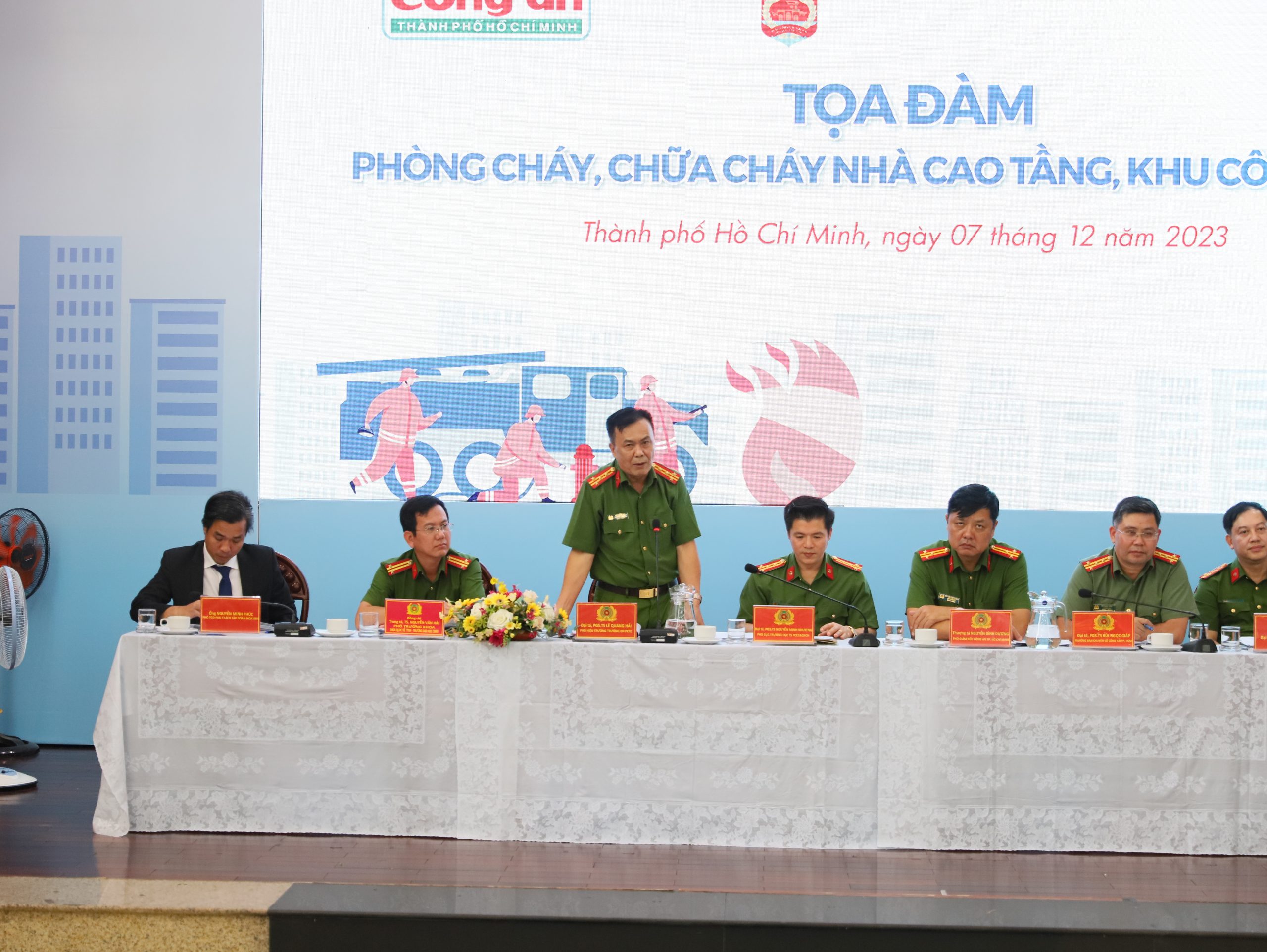 Đại tá, PGS.TS Lê Quang Hải, Phó Hiệu trưởng Trường Đại học PCCC phát biểu