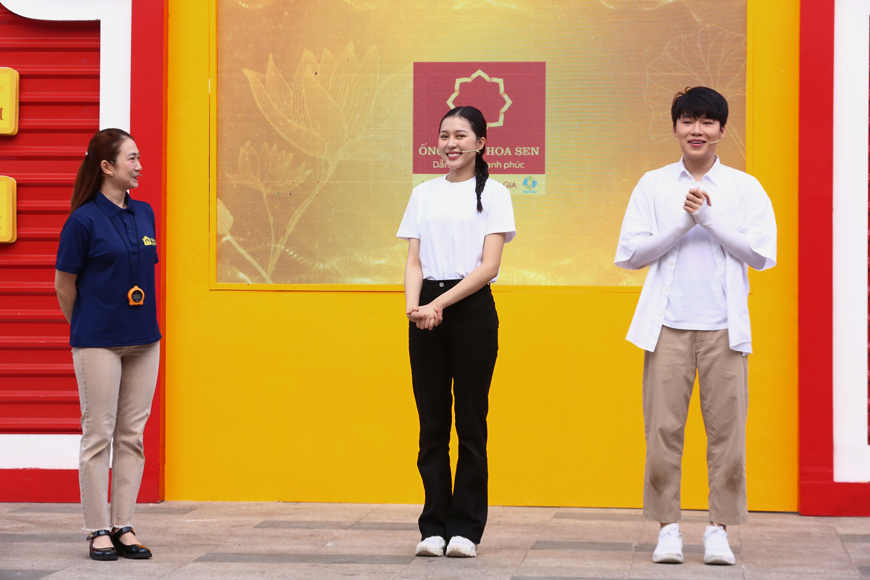 Hoa hậu Kiều Duy và diễn viên Quang Trung chia sẻ những cảm xúc đặc biệt khi được mời tham gia Mái ấm gia đình Việt