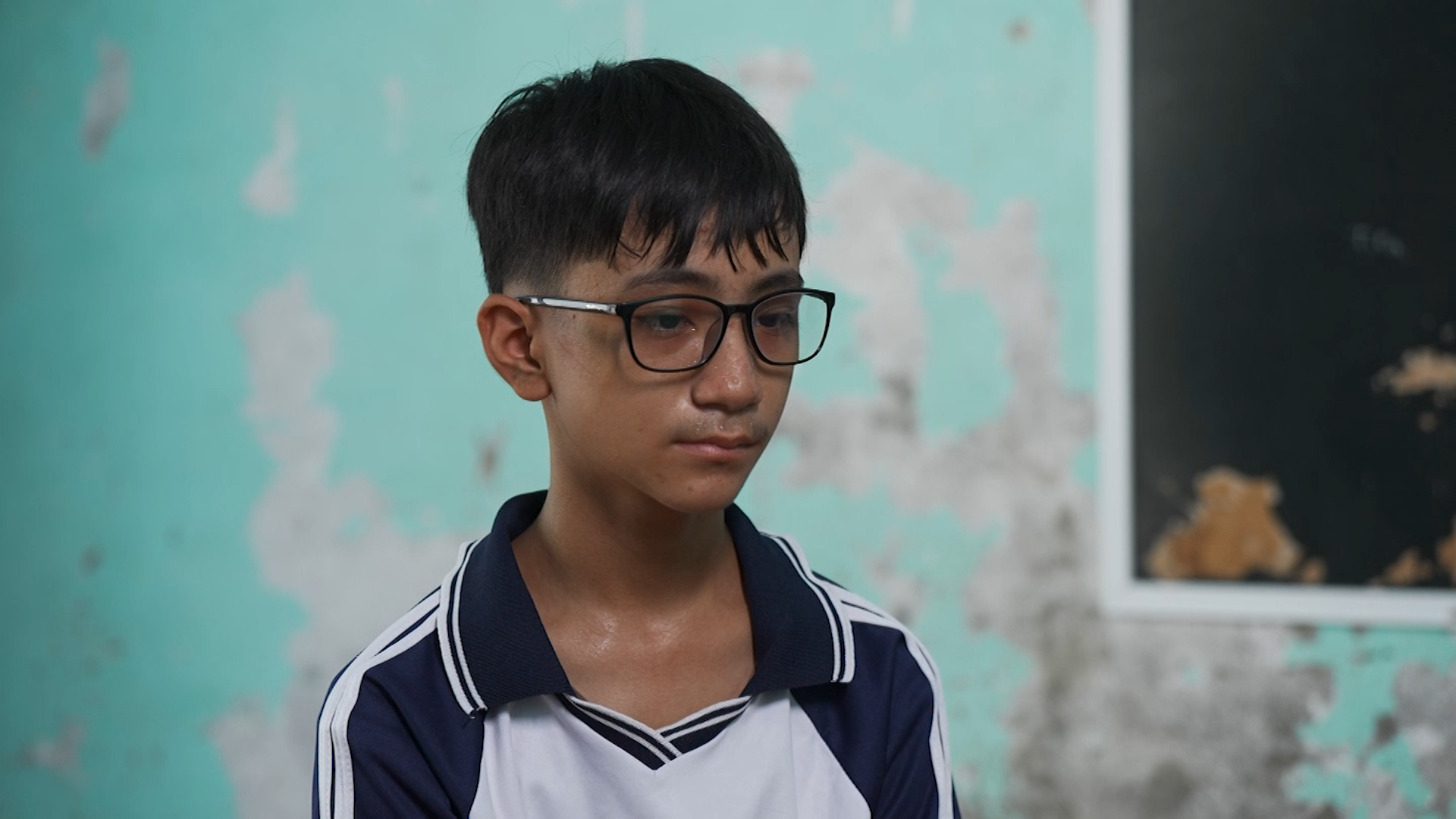 Dù mắc bệnh từ nhỏ, Xuân Duy luôn học giỏi, hiểu chuyện và là điểm tựa vững chắc cho mẹ và em gái.