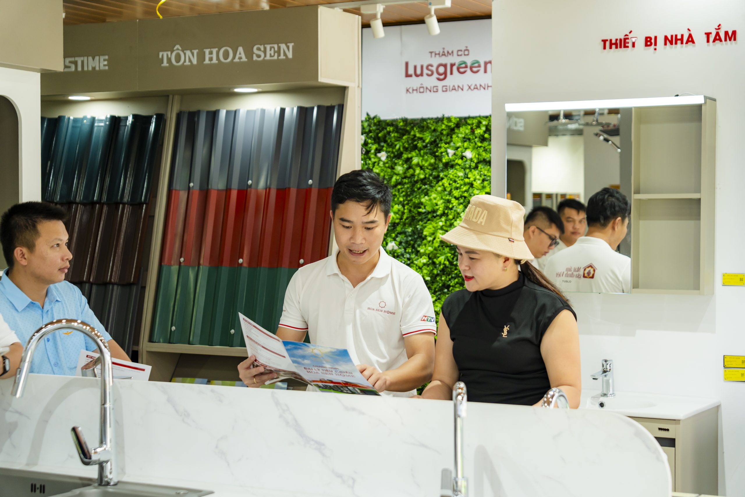 Hoa Sen Home và Ống nhựa Hoa Sen mong muốn mang đến các sản phẩm vật liệu xây dựng và nội thất chất lượng cao, giá thành ưu đãi đến gần hơn với người dân địa phương.