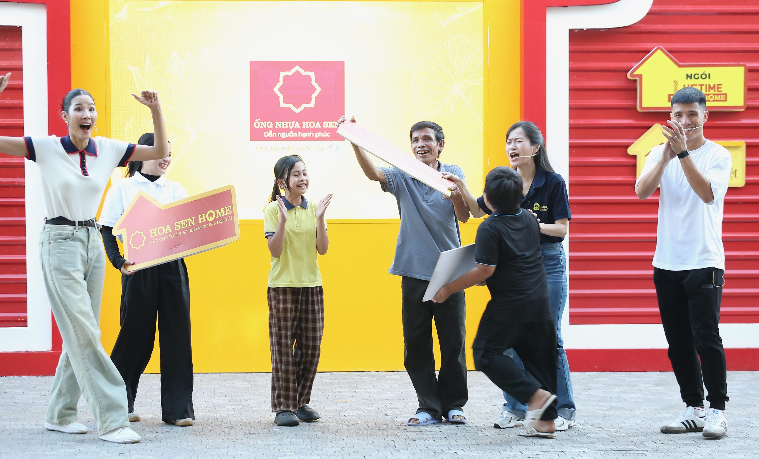 a đình em Lương Thị Lê Na giành giải nhất.