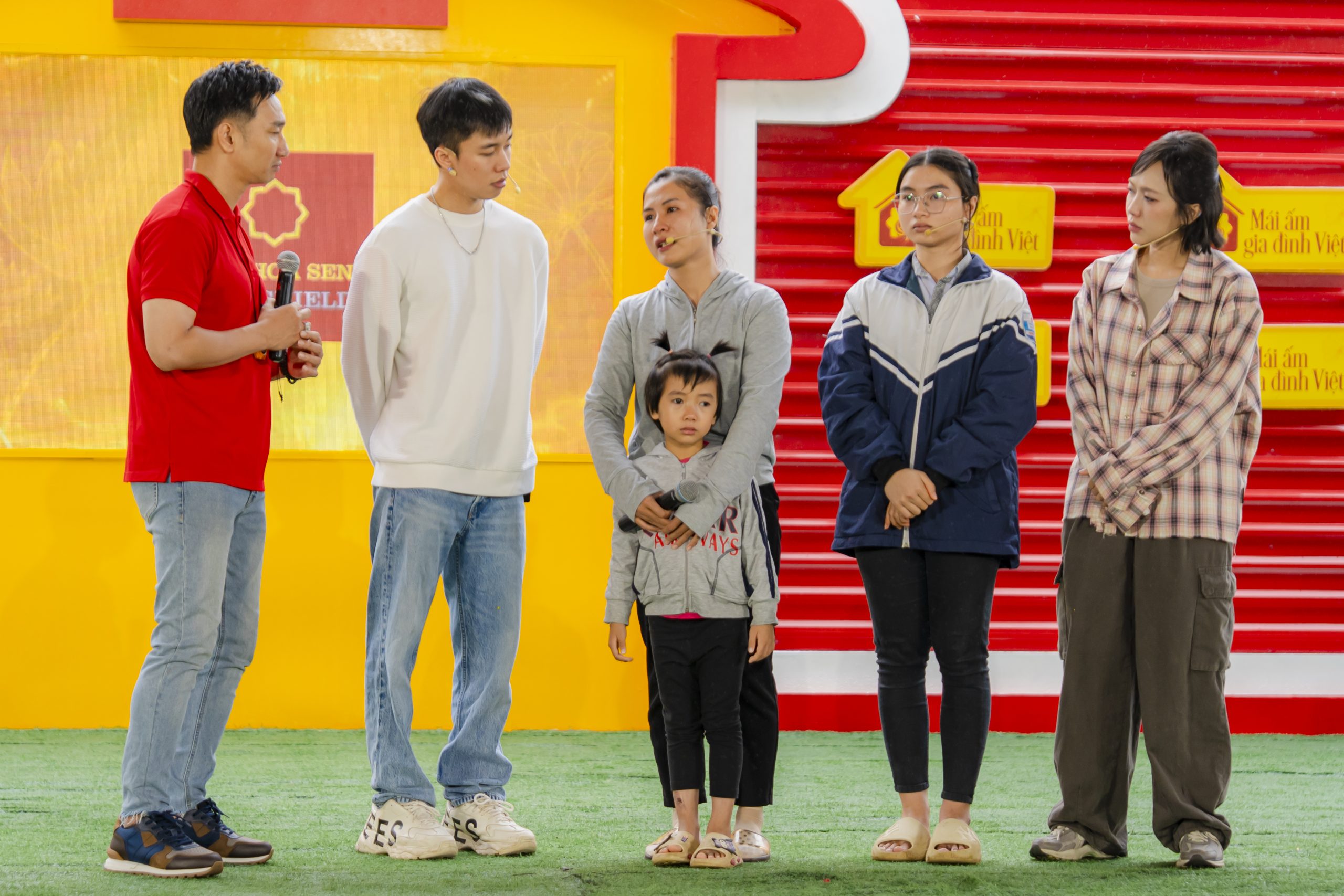 Gia đình em Lê Thị Nhung giành giải nhất, vượt qua thử thách đặc biệt và mang về tổng 58 triệu đồng.