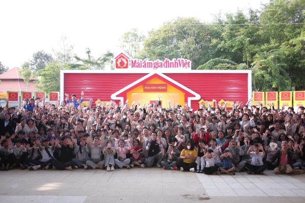 Mái ấm gia đình Việt nâng phạm vi tìm kiếm và hỗ trợ nhân vật lên 30/34 tỉnh, thành trên cả nước.