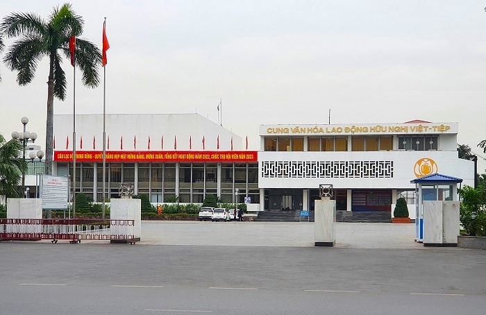 Ghi hình chương trình Mái ấm gia đình Việt trong 3 ngày (9–11/01/2026), tại Cung Văn hóa lao động Hữu nghị Việt – Tiệp, số 53 Lạch Tray, phường Gia Viên, Thành phố Hải Phòng. (Nguồn ảnh: Báo Công lý)