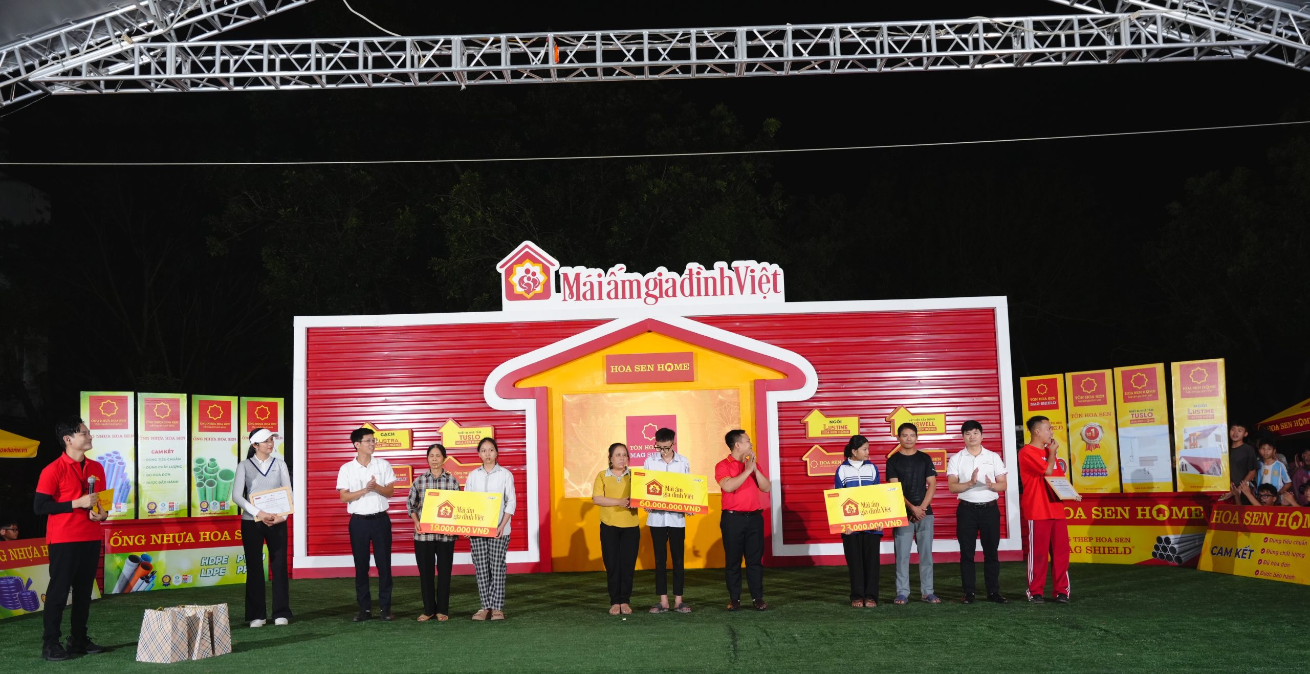 Gia đình em Đặng Hồng Ngọc về thứ ba, nhận 19 triệu đồng; gia đình em Phan Hà Phương về nhì với 23 triệu đồng; còn gia đình em Nguyễn Quang Minh giành giải nhất, vượt qua thử thách đặc biệt và mang về tổng 55 triệu đồng. 