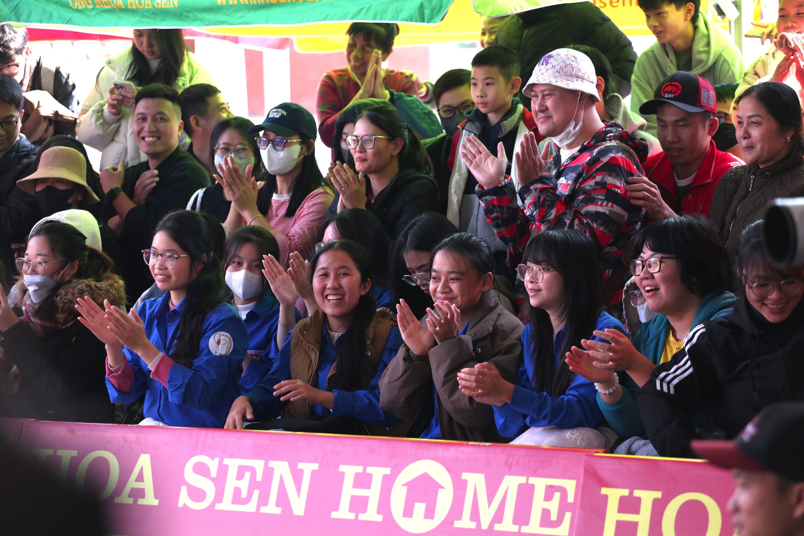 Sự đồng hành của khán giả địa phương góp phần tạo nên thành công cho mỗi điểm dừng chân của chương trình.