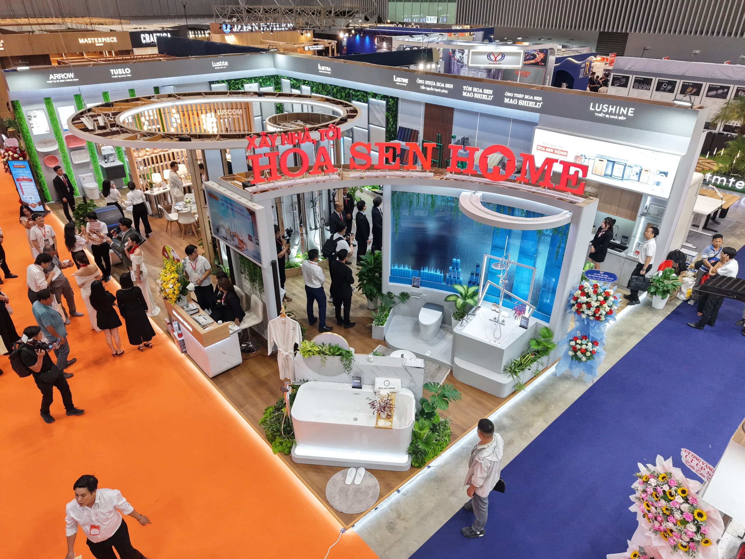 Gian hàng Hoa Sen Home tại VIBE 2026 giới thiệu đa dạng sản phẩm và giải pháp cho hành trình xây dựng, hoàn thiện không gian sống.